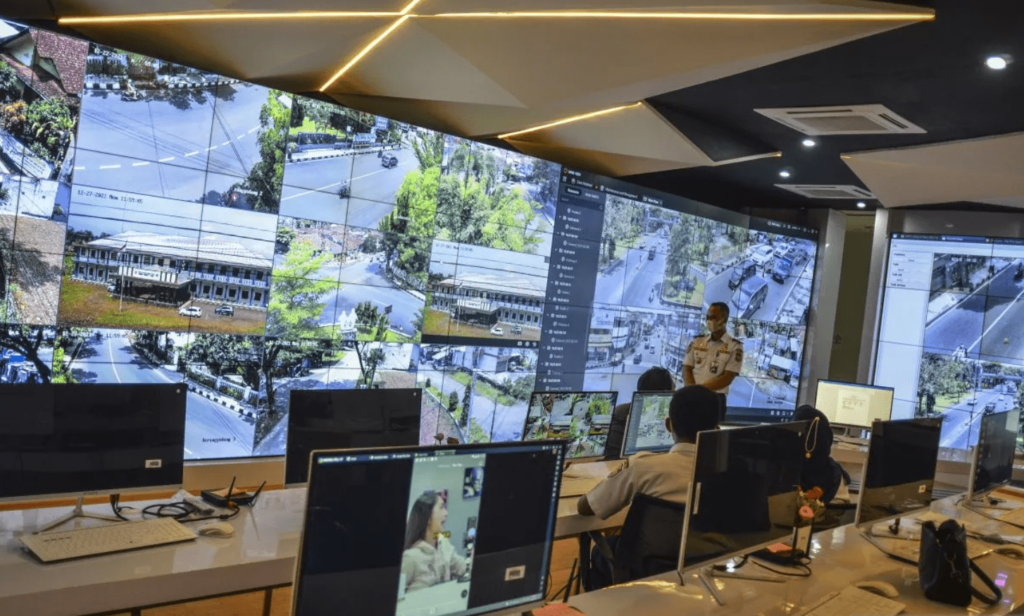 Pemantauan Arus Mudik 2025 lewat CCTV Real-Time