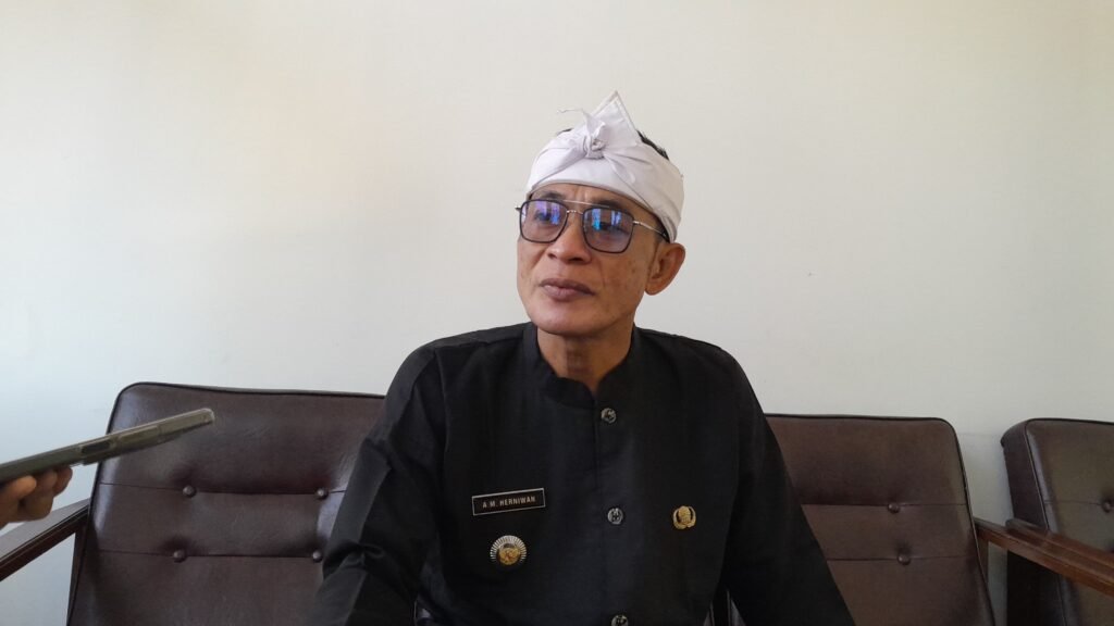 Camat Cisayong, Ayi Mulyana Herniwan.