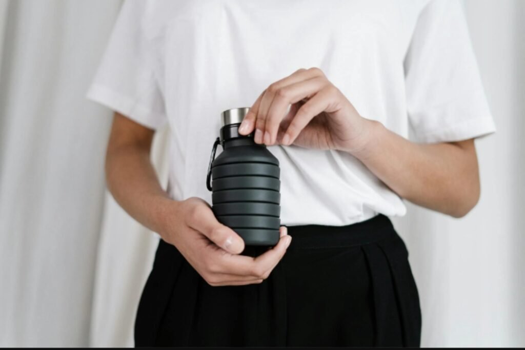 Ilustrasi botol minum yang harus di cuci setiap hari (.inet)