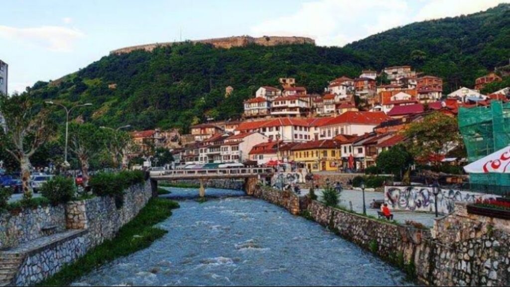 Kosovo, Negara Eropa Kecil dengan Mayoritas Muslim Ilustrasi negara Kosovo yang mayoritas muslim (.inet)