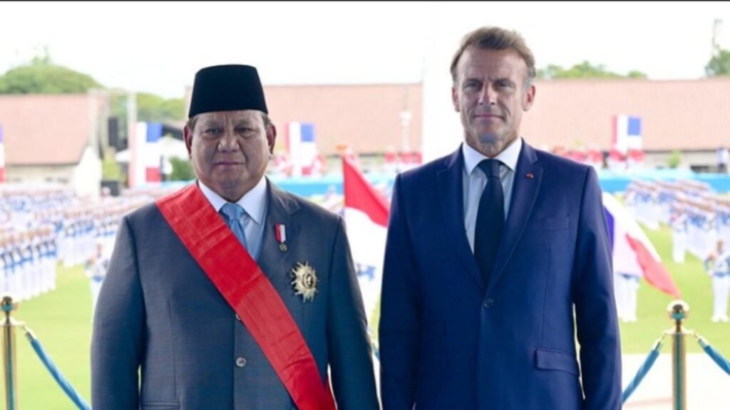 Presiden Prabowo yang terima penghargaan dari Marcon (.inet)