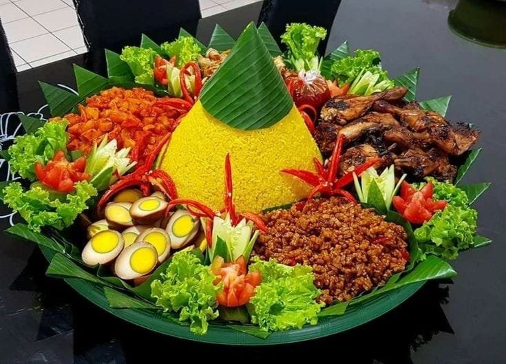 Filosofi Tumpeng Menjadi Doa dalam Setiap Sajian filosofi tumpeng menjadi doa dalam setiap sajian