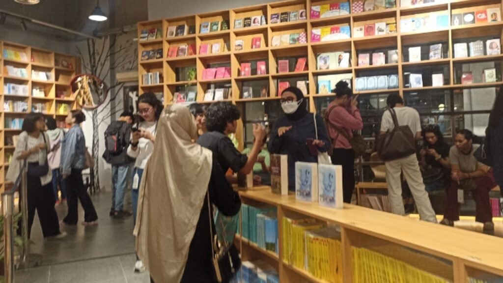 Ilustrasi buku yang jadi pelarian bagi para urban (.inet)