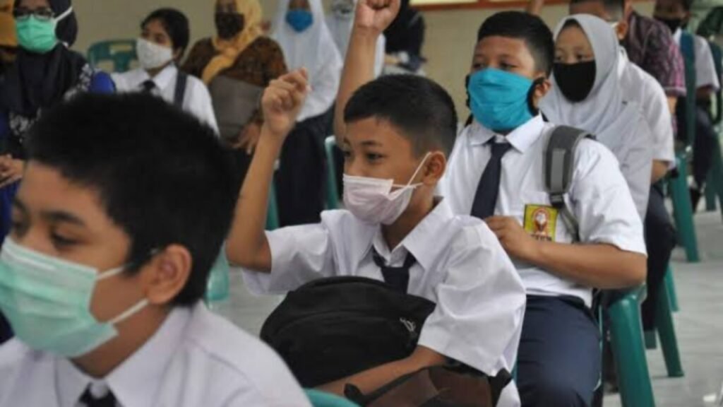 Wamensos: Anak Keluarga Miskin Harus Sekolah Ilustrasi Wamensos katakan anak keluarga miskin harus sekolah secara layak (.inet)