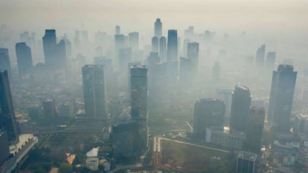 Ilustrasi polusi udara di Indonesia yang kian memburuk (.inet)