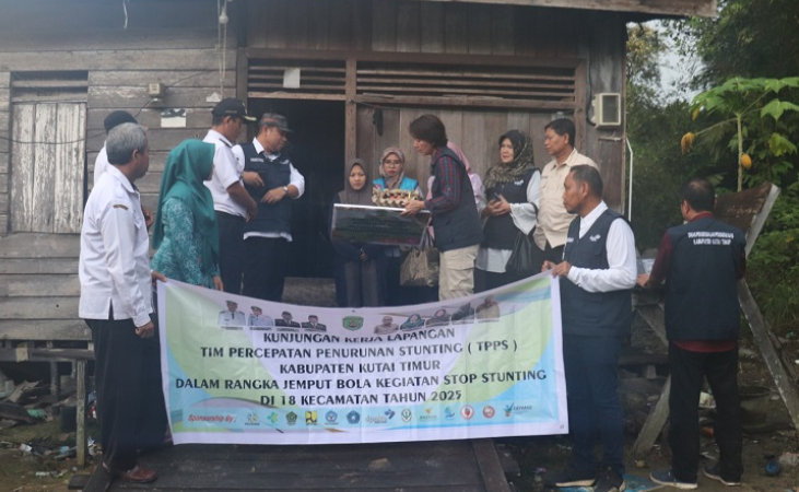 Bupati Kutim Luncurkan Program “Cap Jempol Stop Stunting” Cap Jempol Stop Stunting