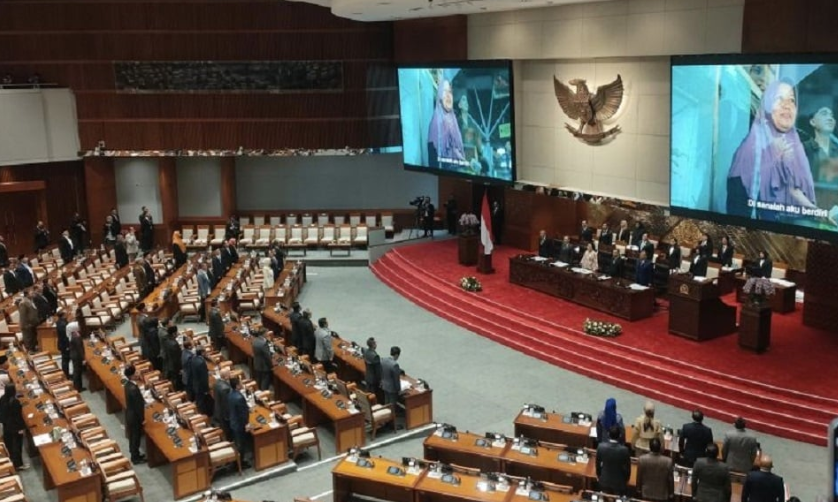 DPR Sahkan RKUHAP Jadi Undang-Undang Baru rapur